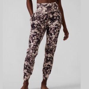 Athleta Salutation Printed Joggers